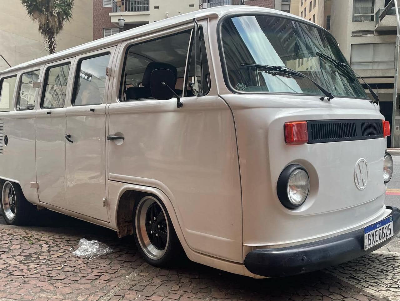 VW T2 9 seats | white | 1988 | 1600cc - Kombi Kings